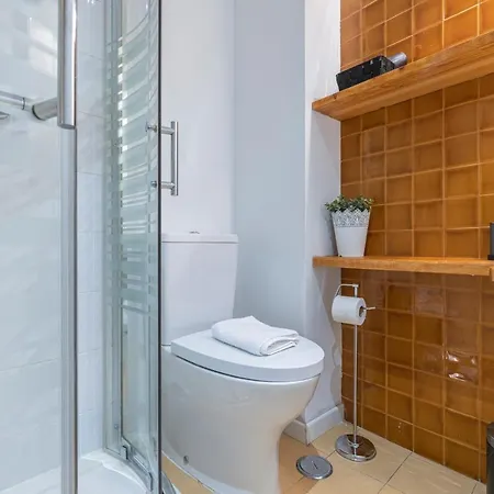 Alfama's Heart By Lovelystay