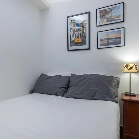 Alfama's Heart By Lovelystay Apartament